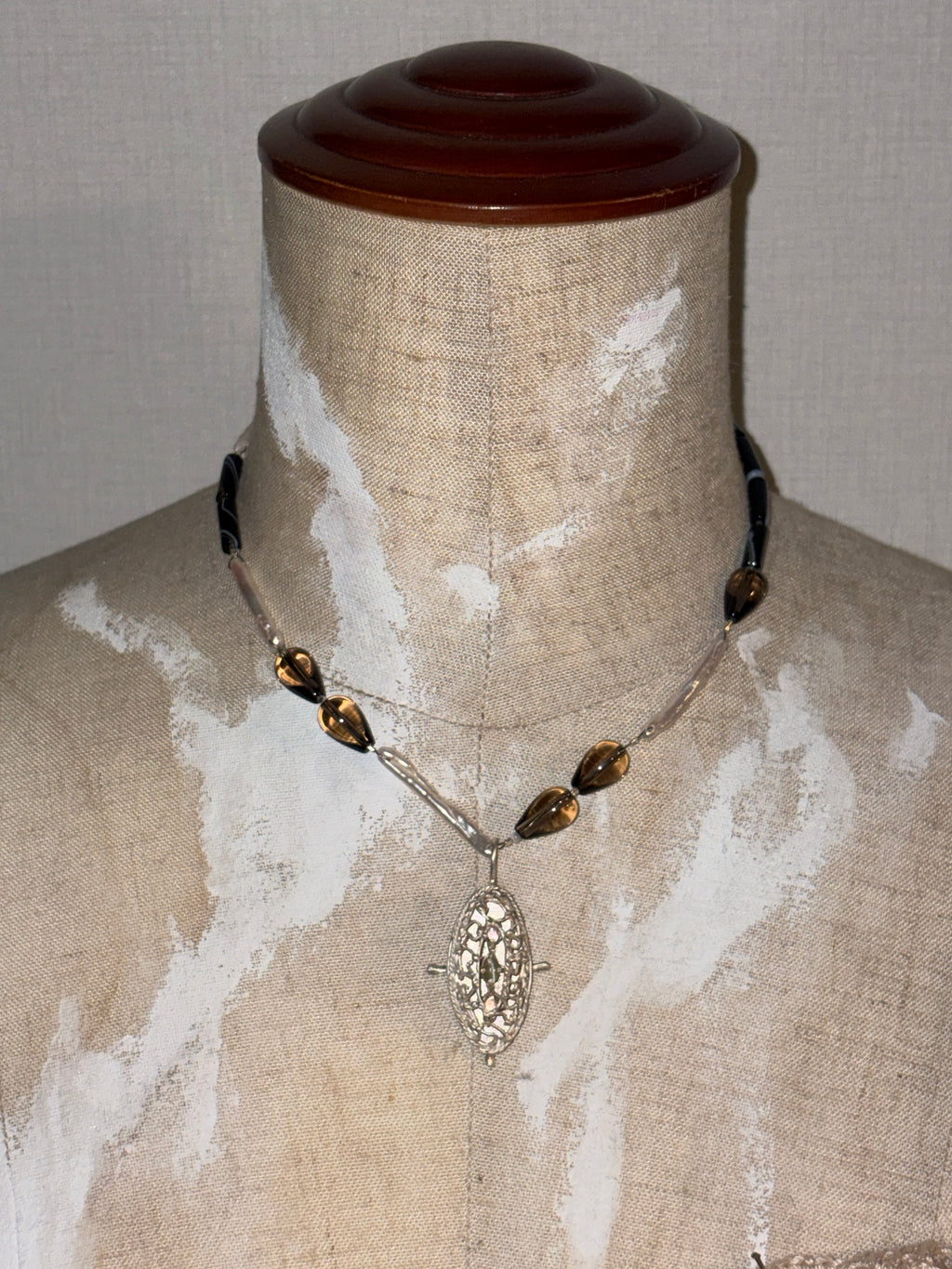 3 stones/Smoky necklace