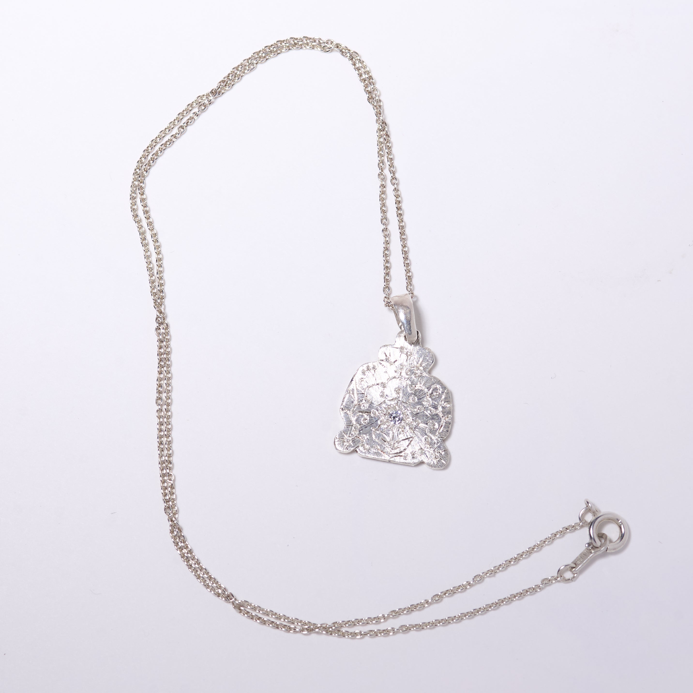 手彫りPandant Top necklace