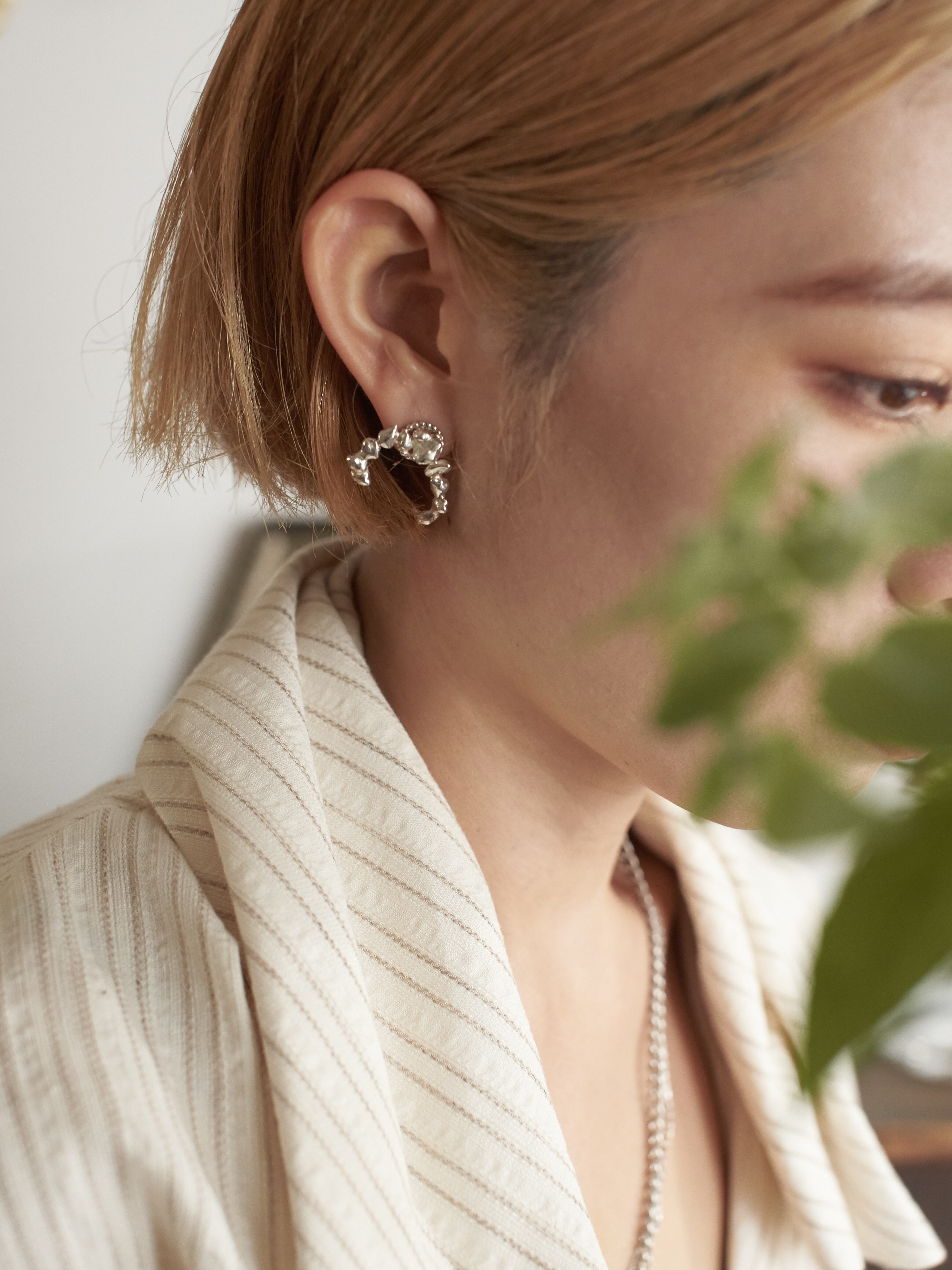 Dot earring