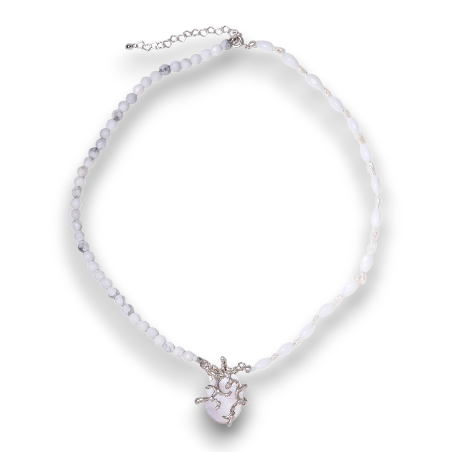 Asymmetrical necklace