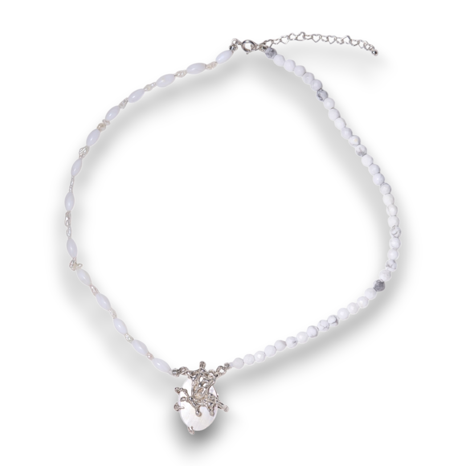 Asymmetrical necklace