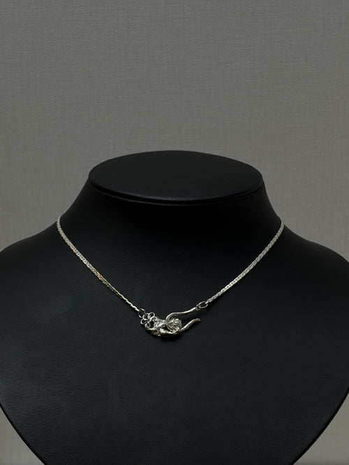 Collarbone-length Necklace No.2