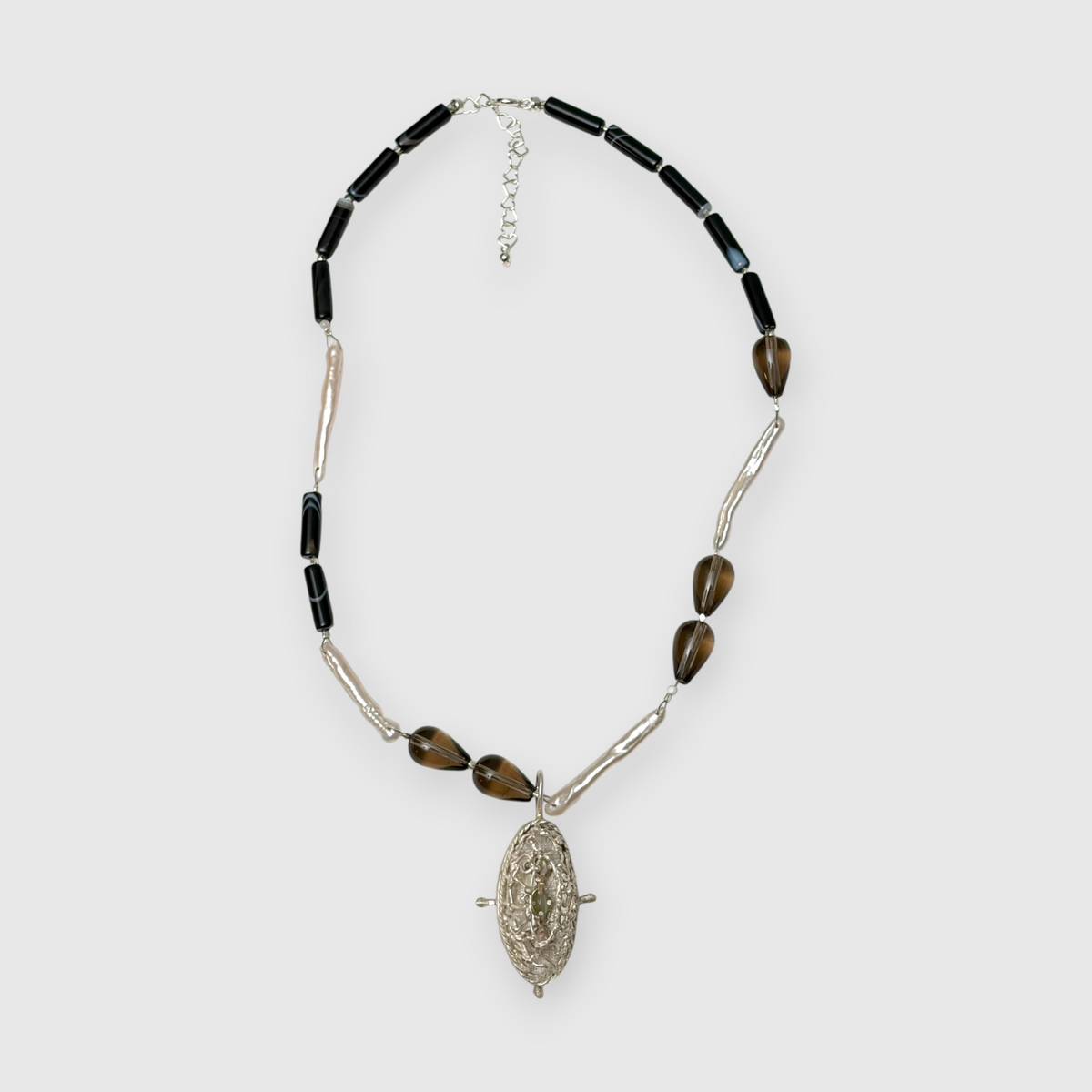 3 stones/Smoky necklace