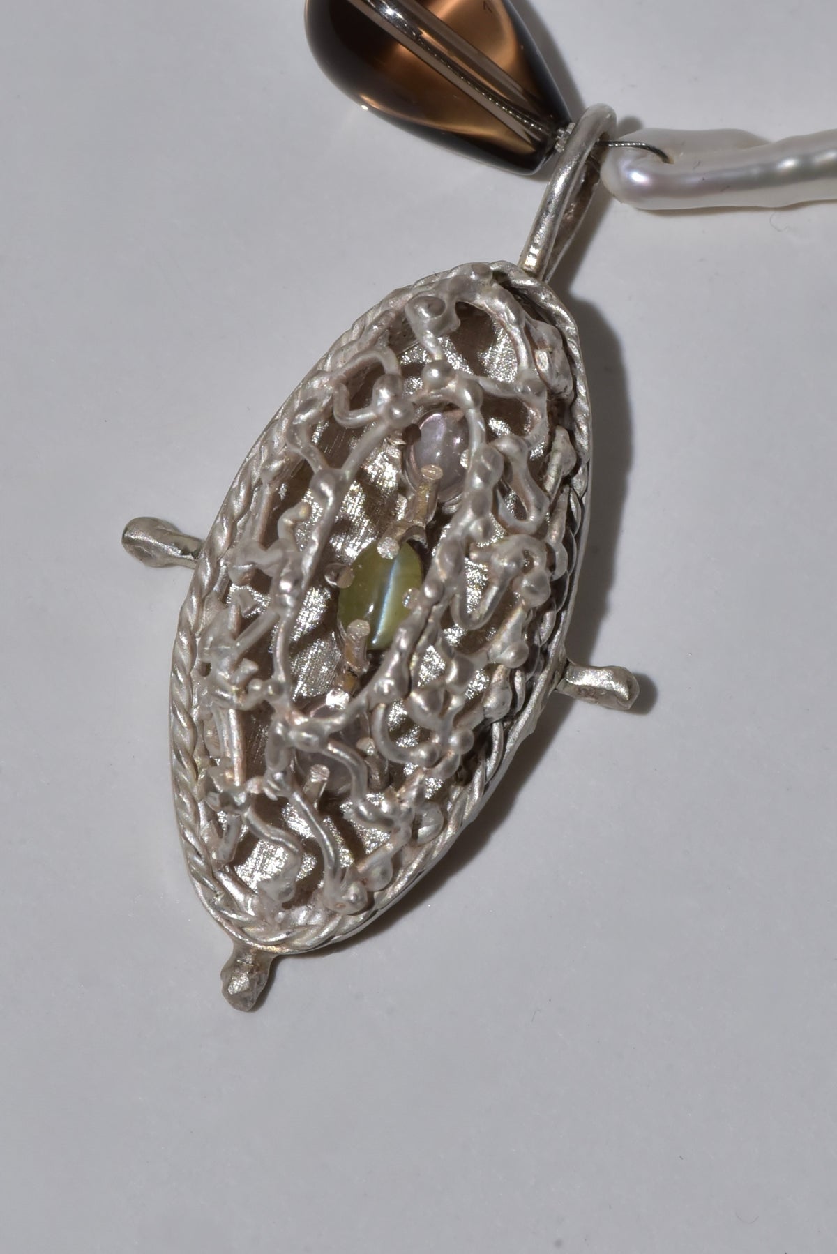 3 stones/Smoky necklace