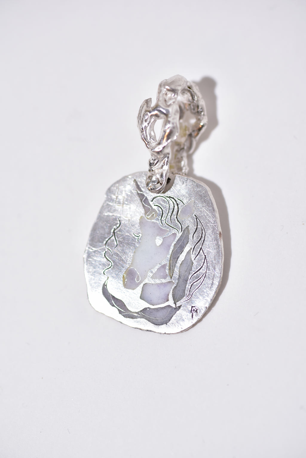 Unicon pendant top