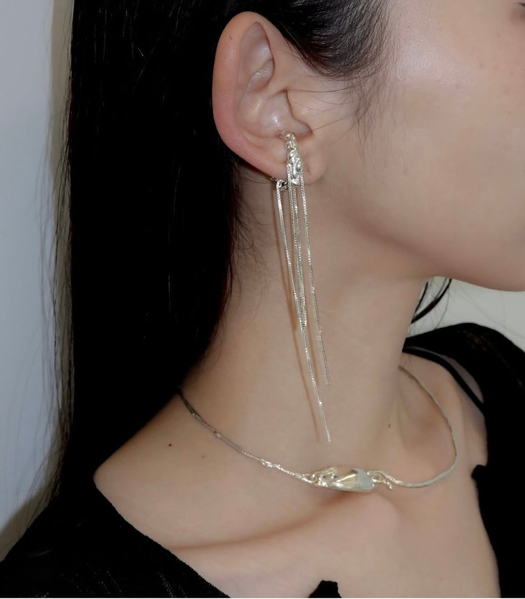 Drop chain ear cuff