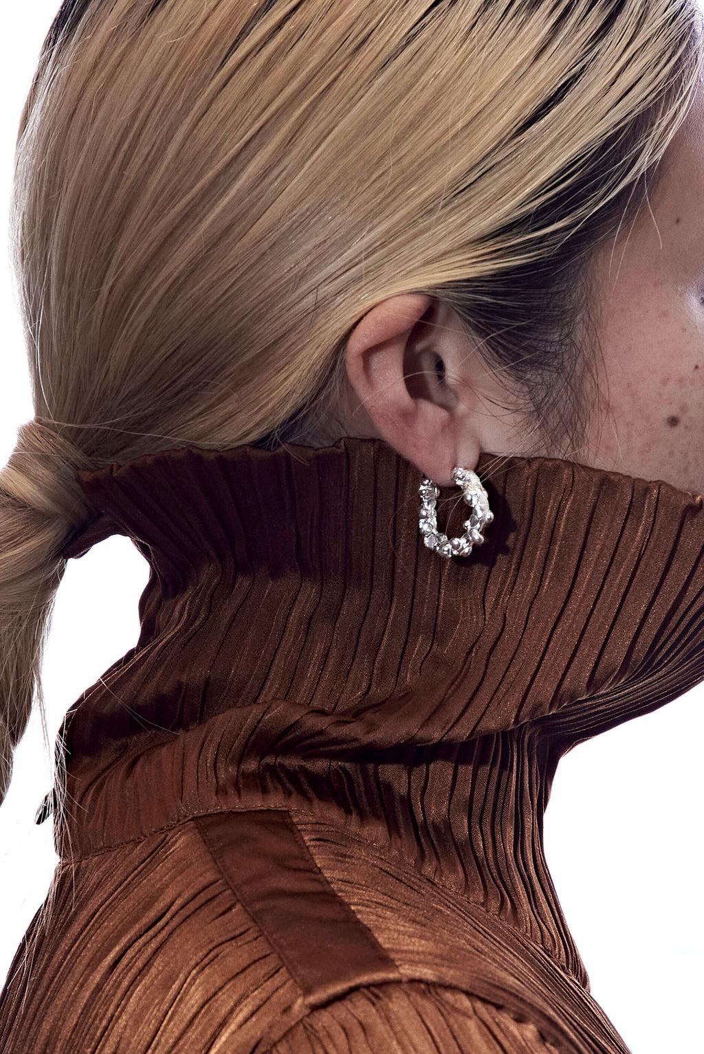 Random Circle earring