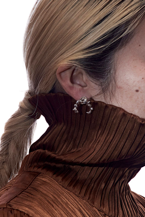Dot earring