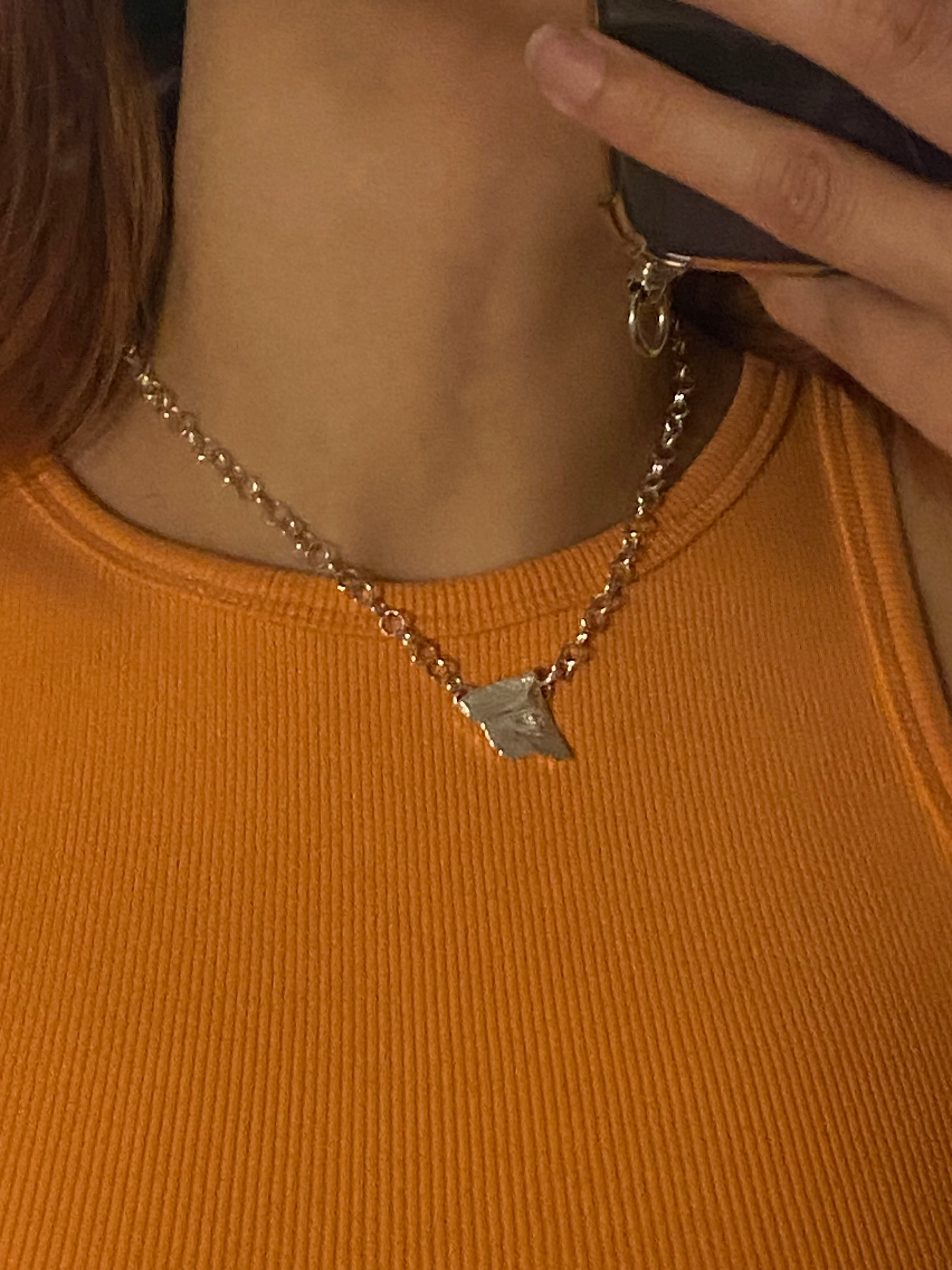 Profile necklace