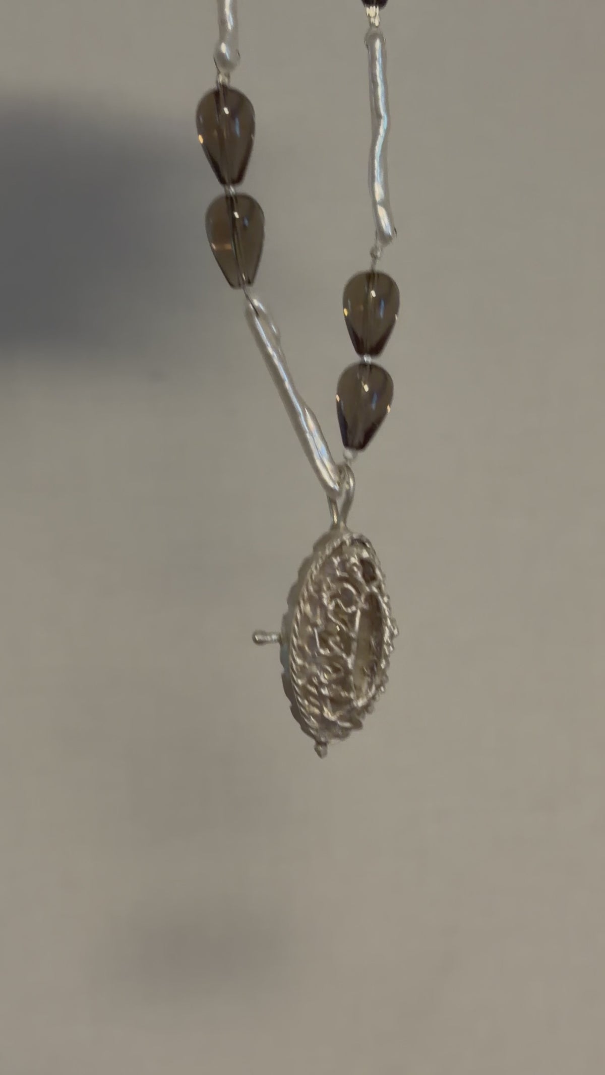 3 stones/Smoky necklace